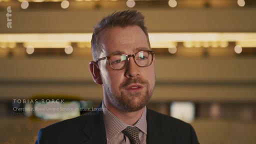 Tobias Borck, chercheur au Royal United Services Institute à Londres, s'exprime lors d'une interview télévisée sur Arte.