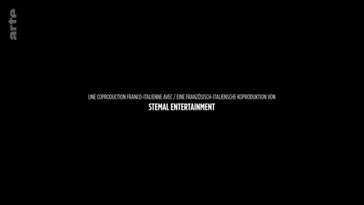 Carton de générique de début mentionnant la coproduction franco-italienne de Stemal Entertainment.